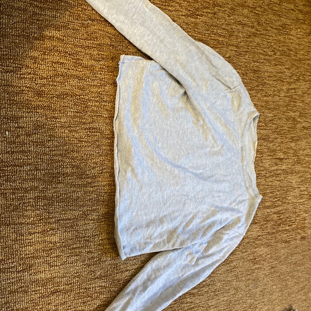 Veryyy soft long sleeve crop top (light blue)